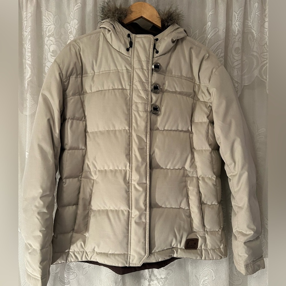 Sorel Down Puffer Jacket Women’s XL Beige Faux Fur Hood Quilted Winter Coat - Picture 2 of 11